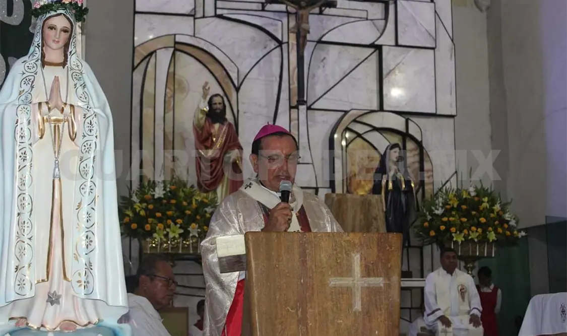 Celebra Arquidiócesis 52 años de evangelizar