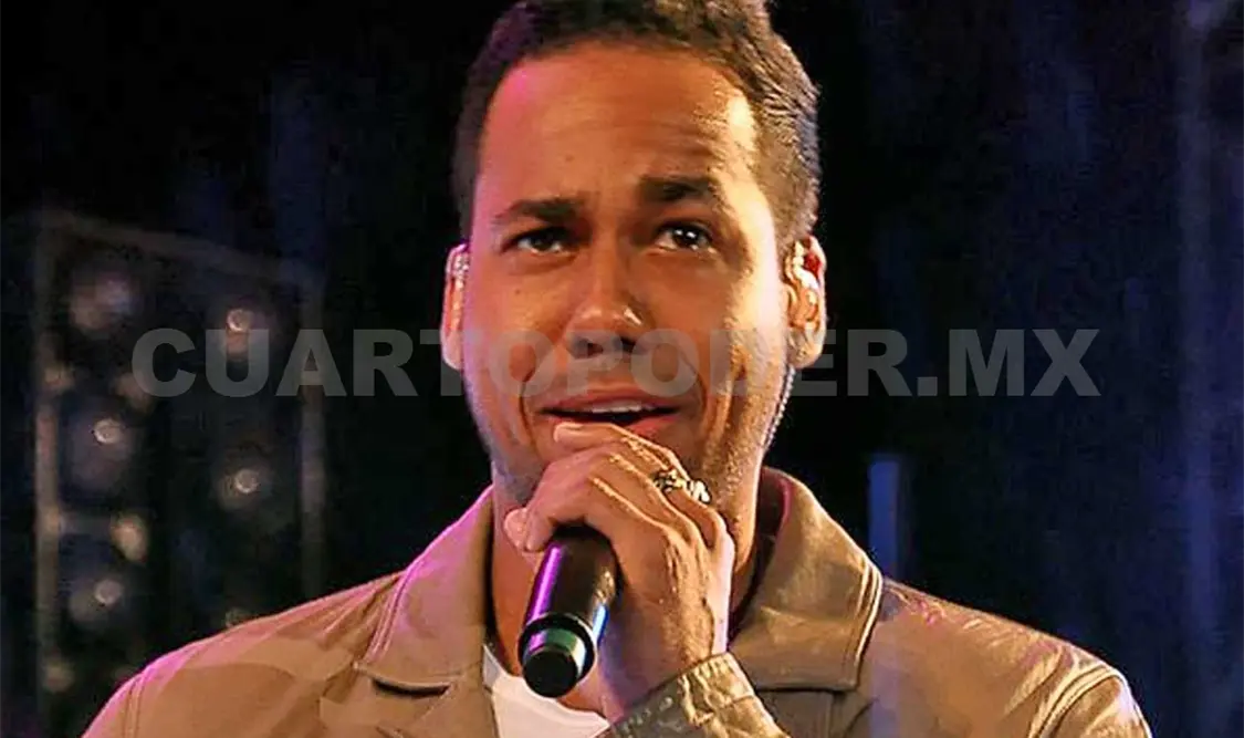 Romeo Santos le canta al miembro viril