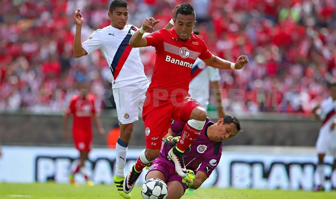 Toluca debuta en casa ante un León herido