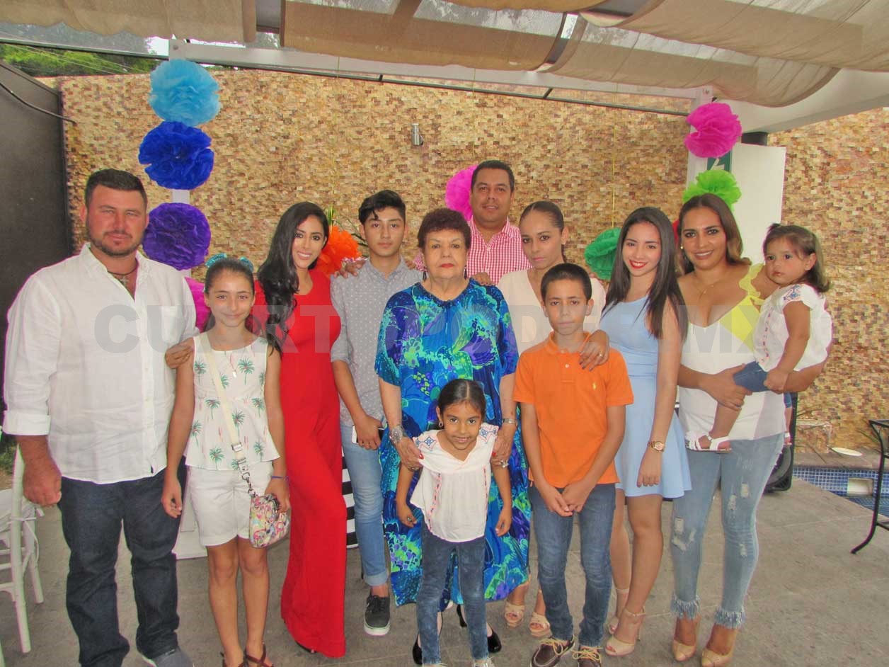 Sensacional festejo para Francisca