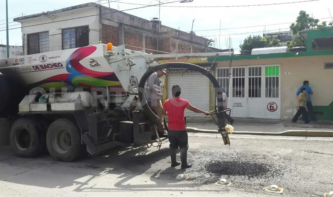 Avanza Programa Emergente de Bacheo