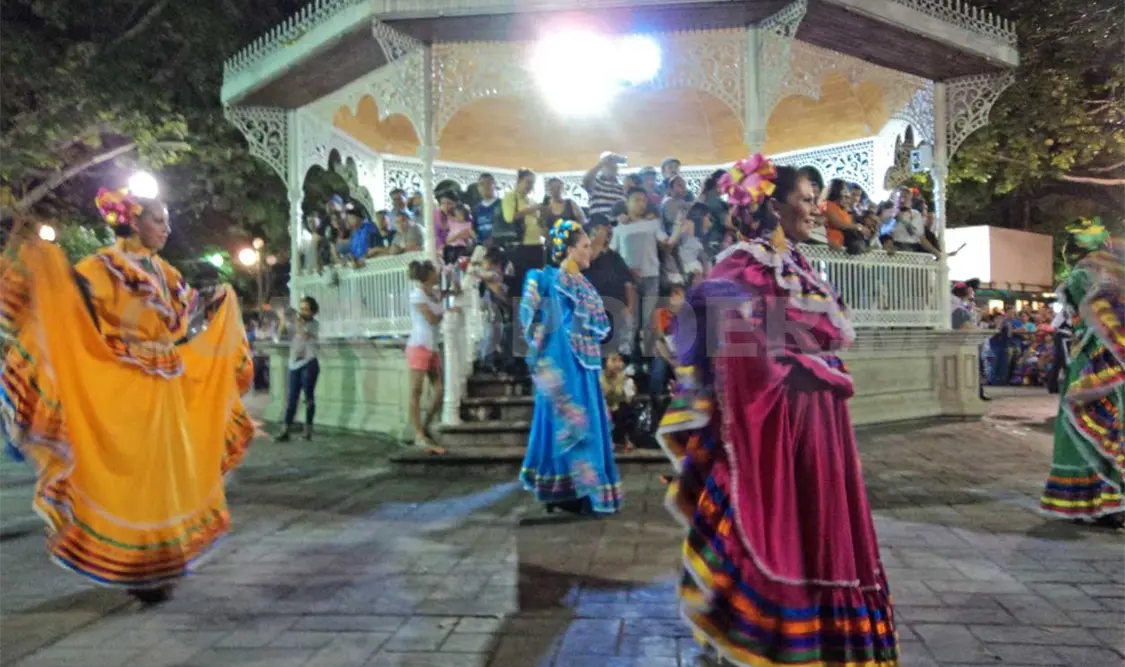 El interés de conservar las tradiciones y el aplauso del público los mantienen en la pista. Diana Ramírez/CP