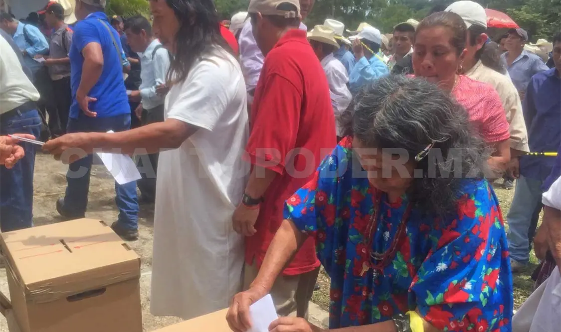 La autoridad logró la unidad de más de mil 100 lacandones para designar dicha representación mediante votación. M. Martínez / CP