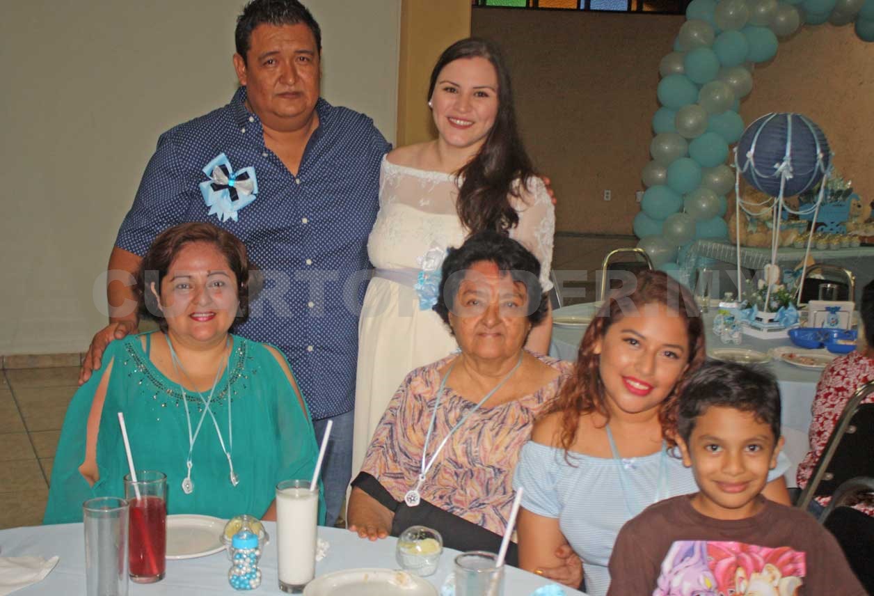 Esperan al pequeño Matías