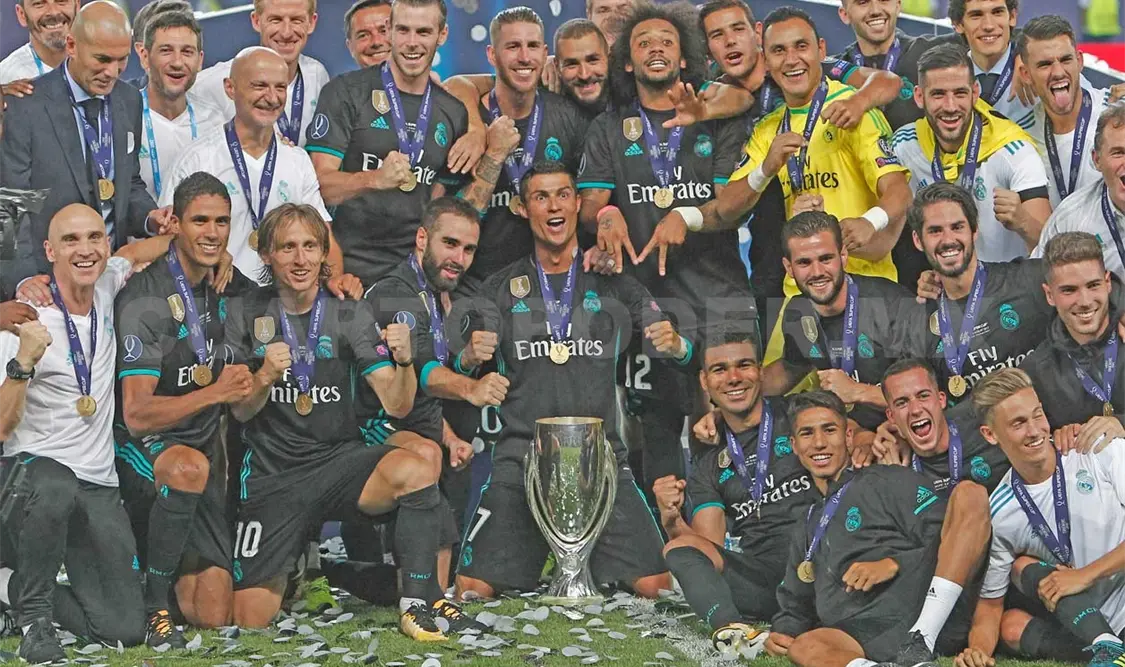 Real Madrid vence 2-1 al Manchester United