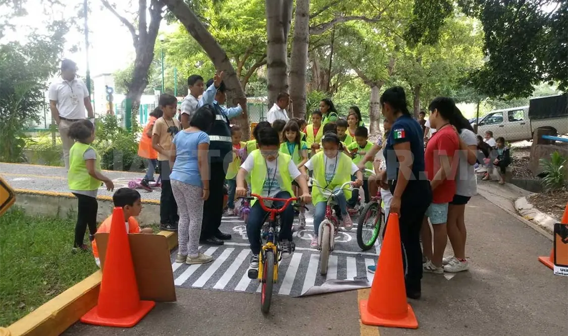 Fortalece Moisés Grajales nueva cultura preventiva