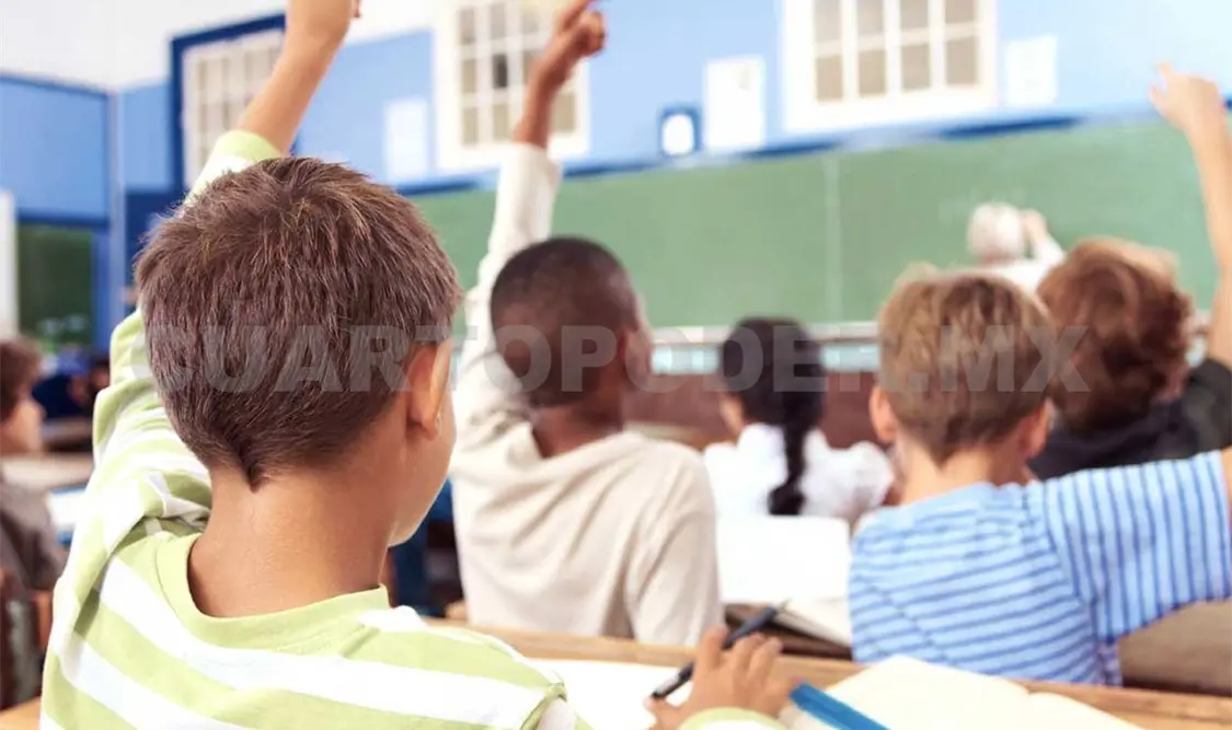 Ningún menor se debe quedar sin ir a la escuela por altas cuotas de inscripción. CP