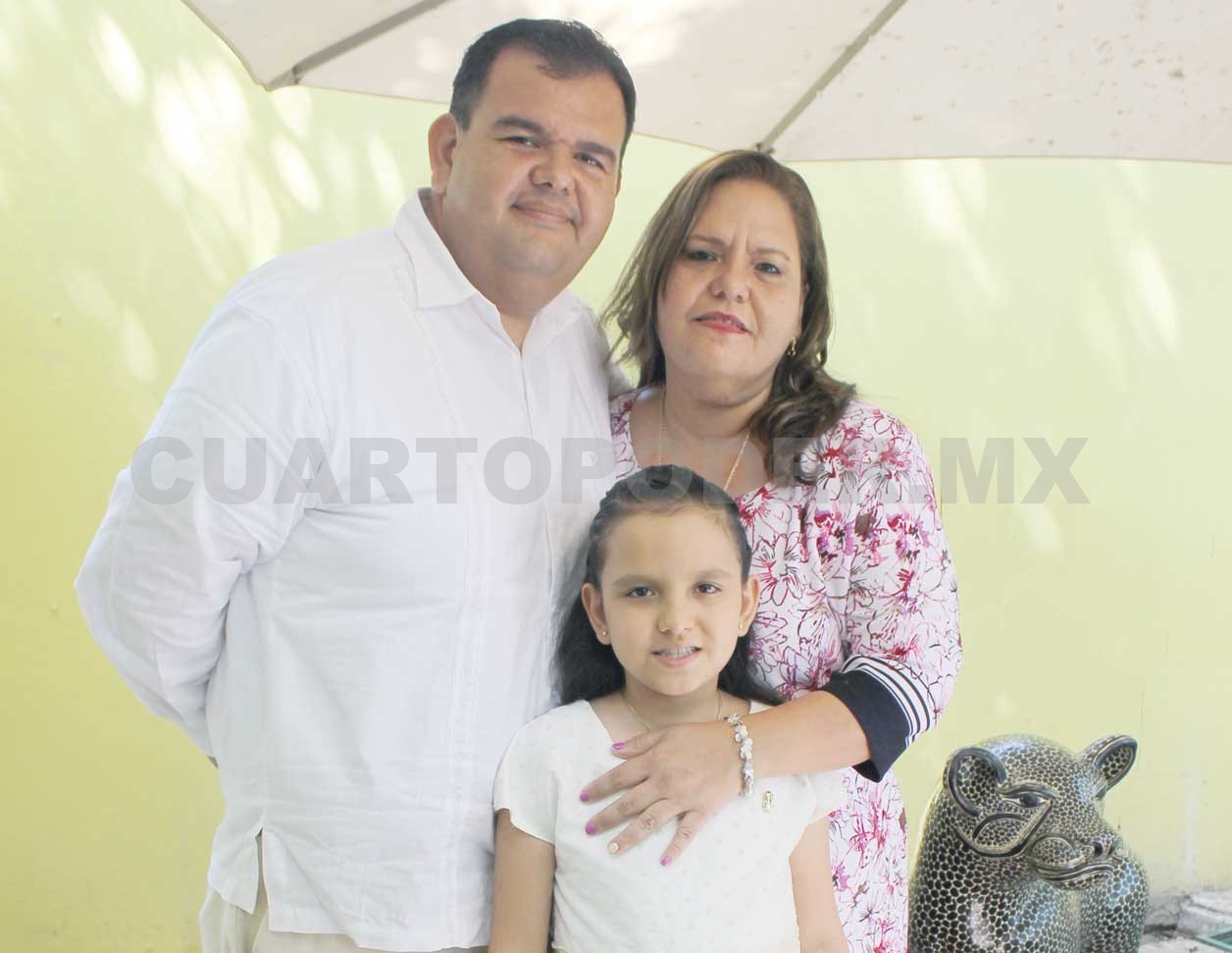 Victoria recibió la primera comunión