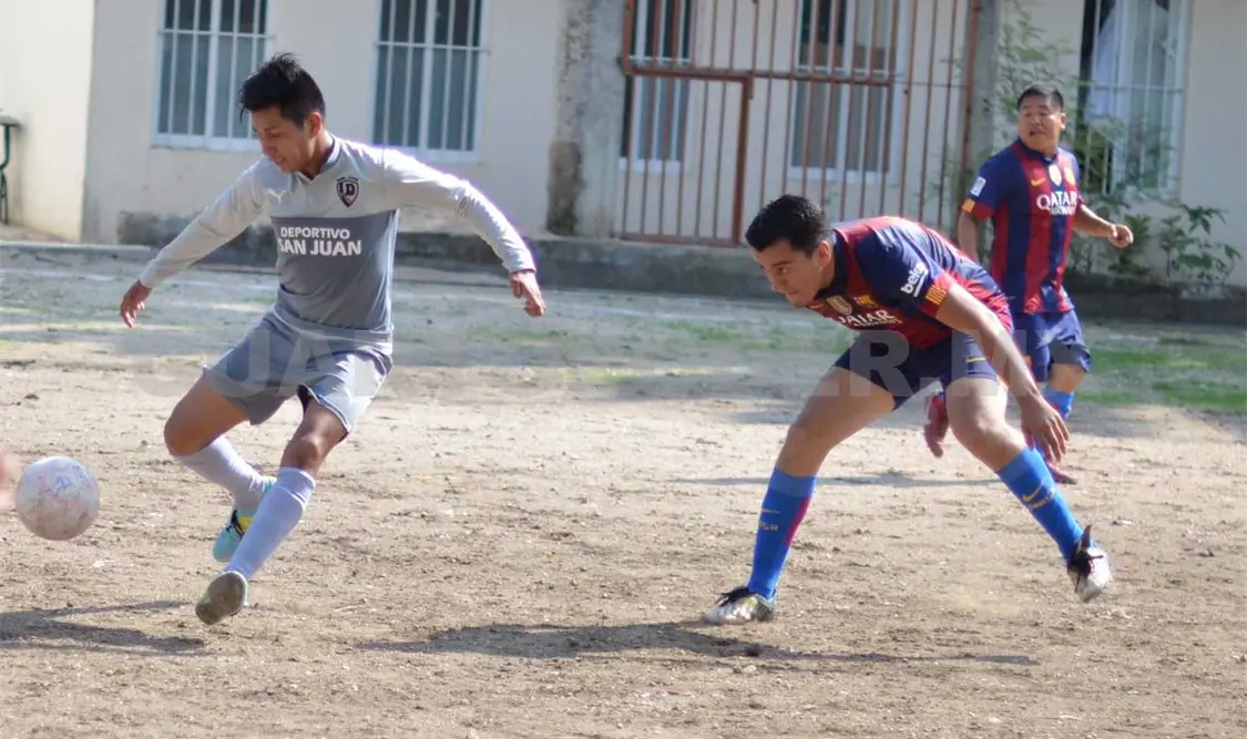 Deportivo Amici golea 5 - 0 a Deportivo Flash