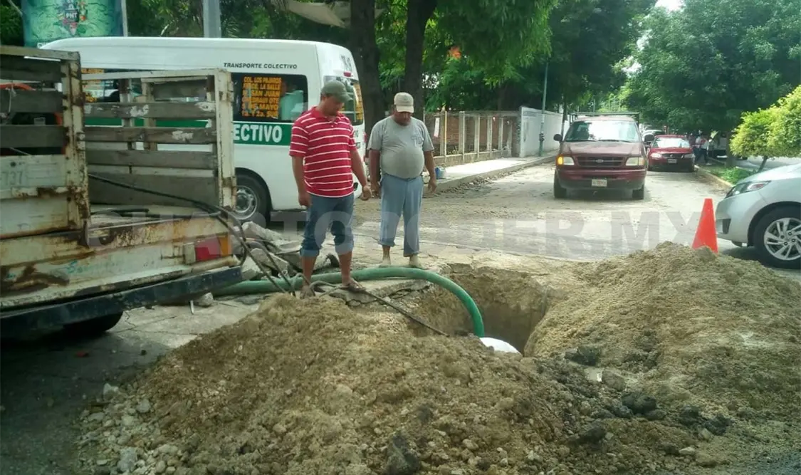 Existen más de 20 mil tomas clandestinas