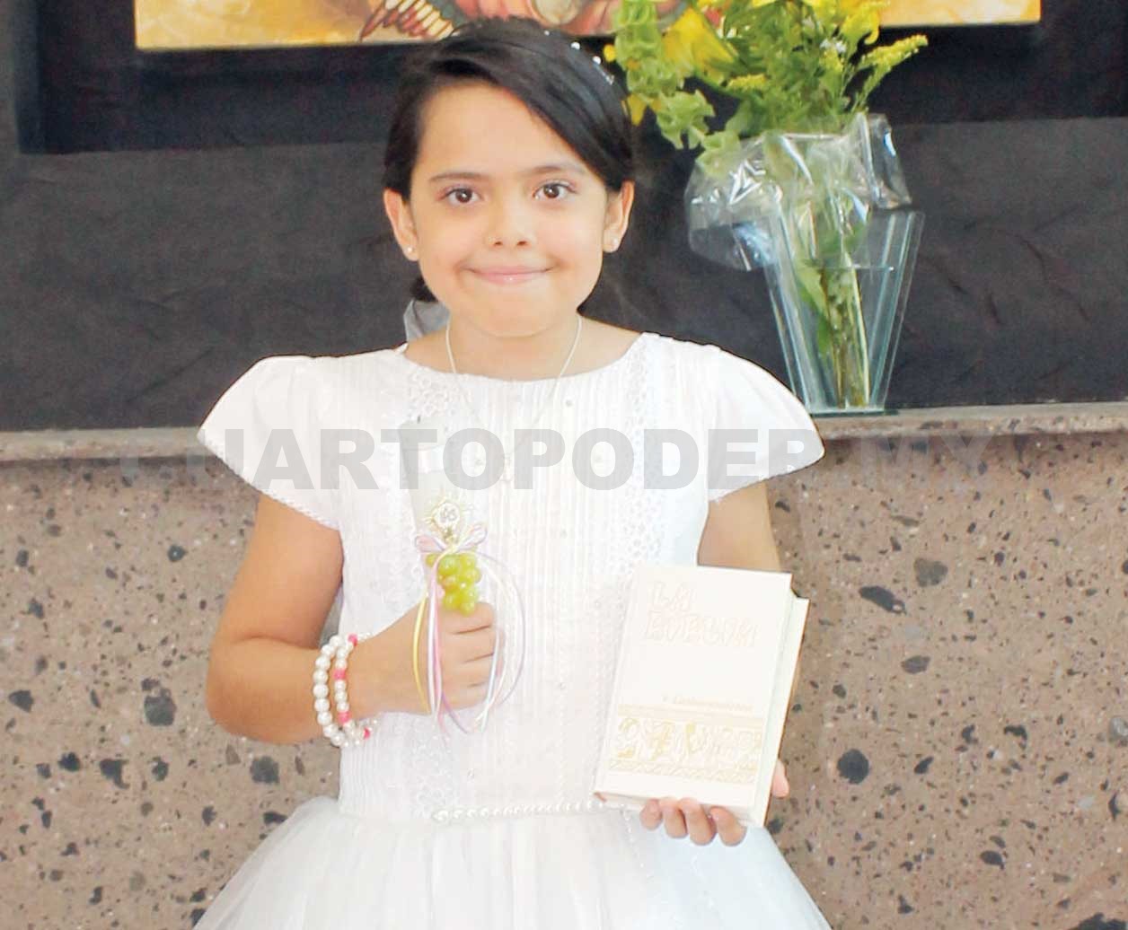 Anna Cristina recibió la comunión