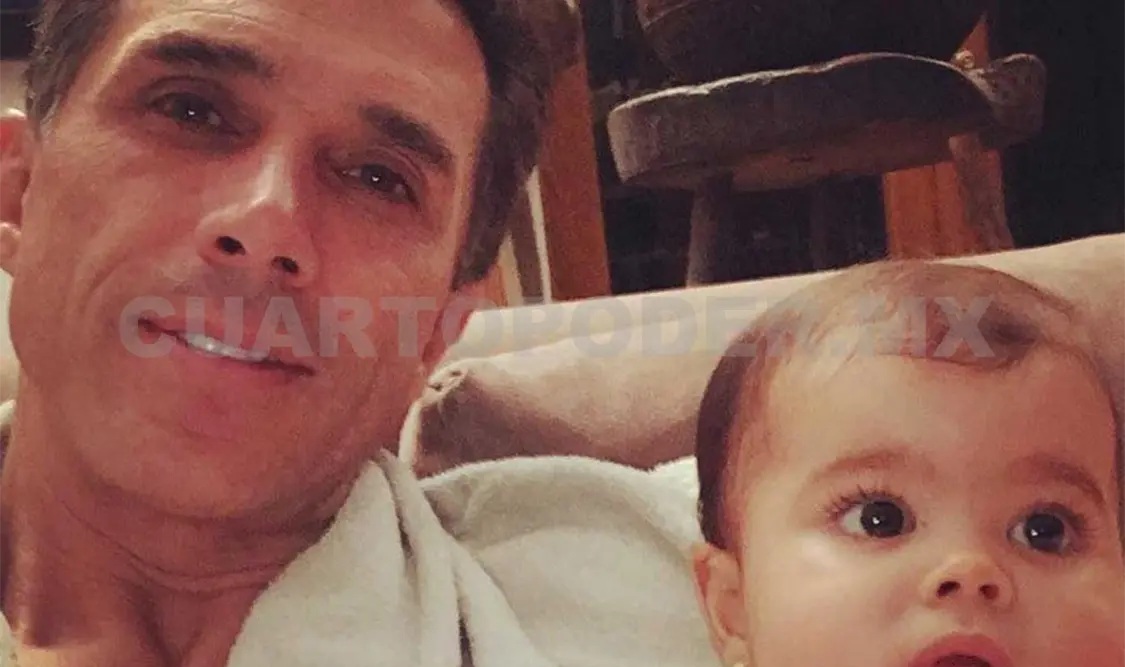 Sergio Mayer genera polémica con foto