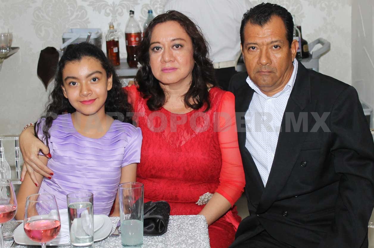 Carolina llegó a la edad de la ilusión