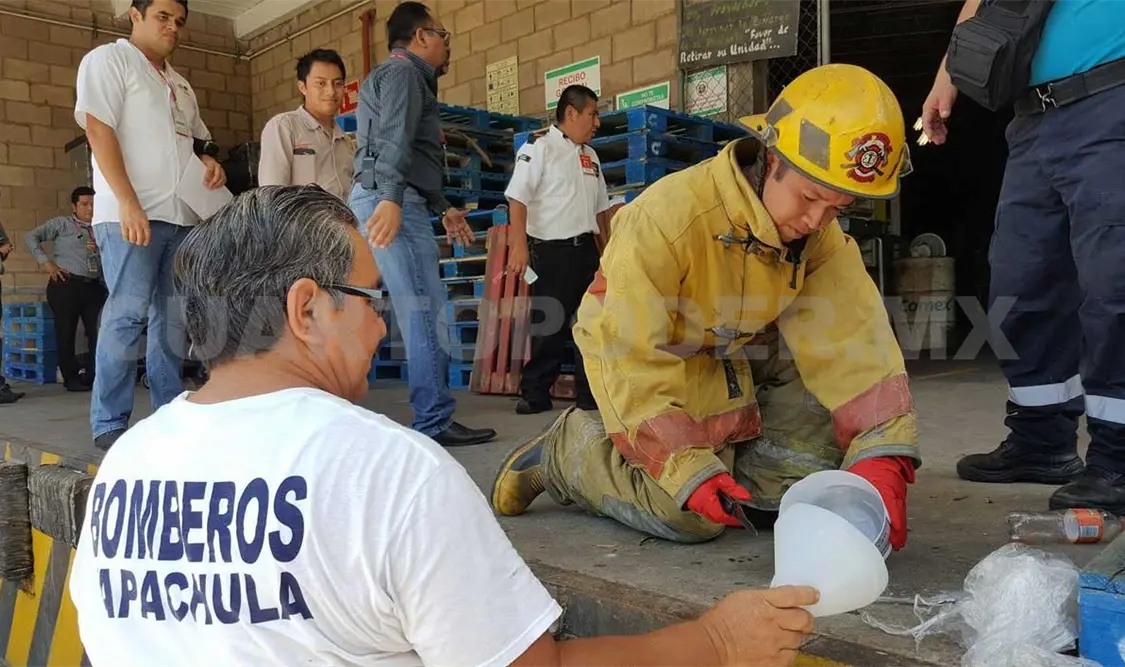 Atiende Bomberos alerta en supermercado