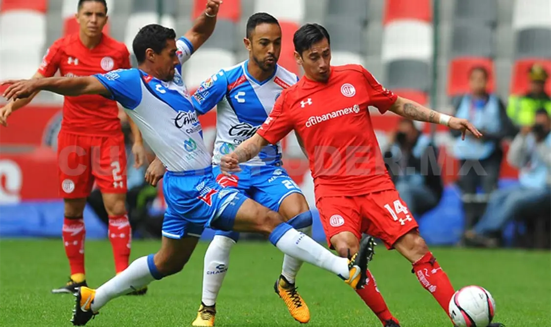 Toluca viene de atrás y gana 2-1 al Puebla