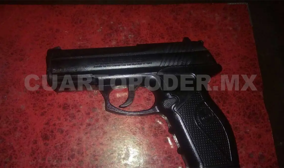 Capturados por portar arma y violencia