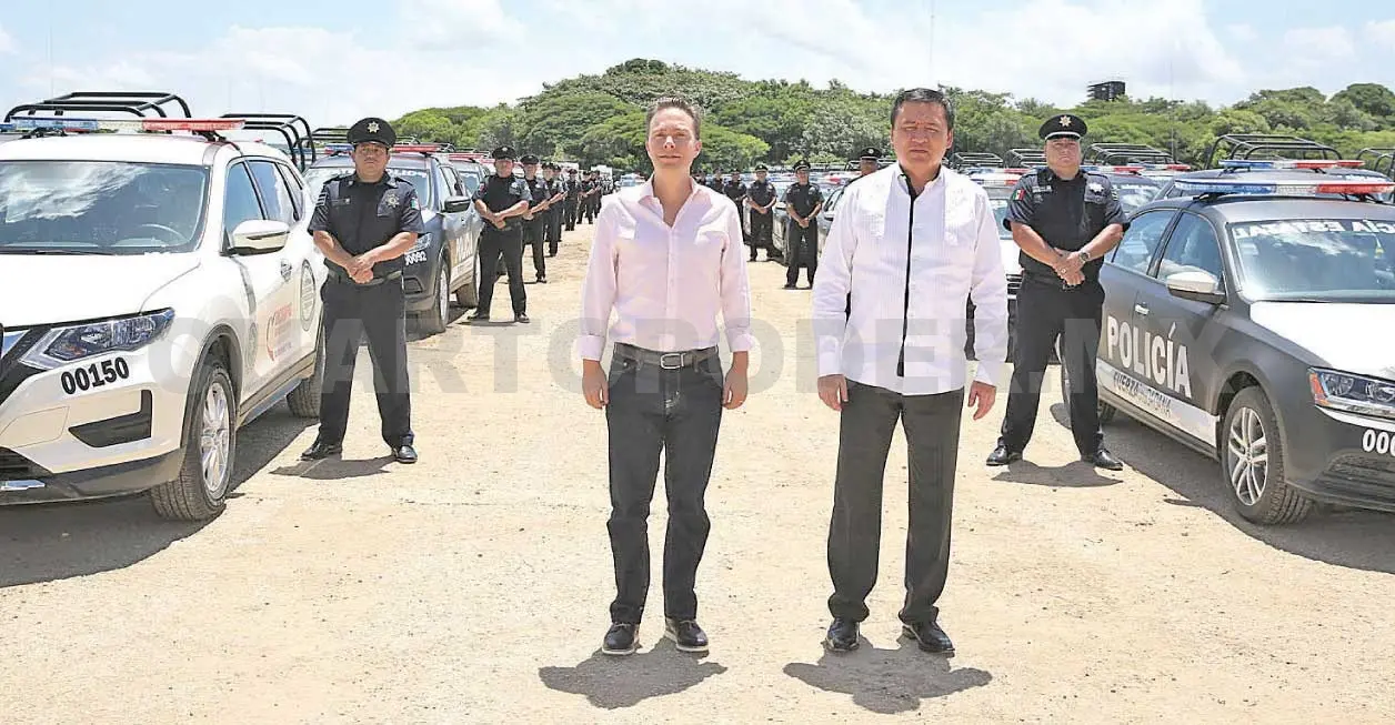 Chong y Velasco entregan 220 patrullas para reforzar seguridad