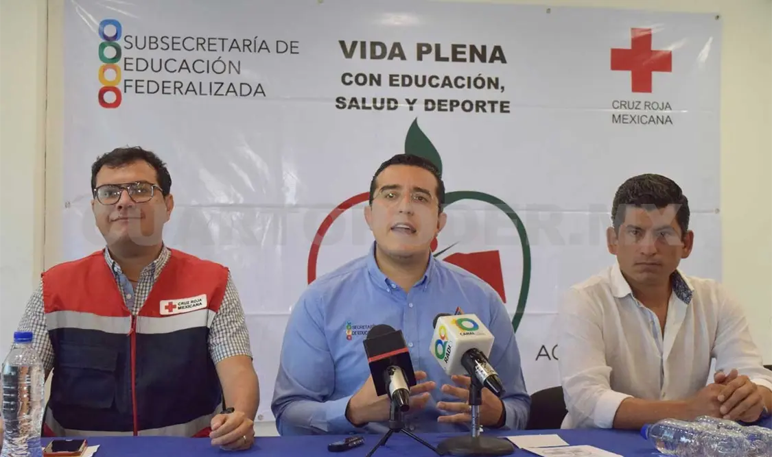 Presentan plan estatal contra la obesidad escolar