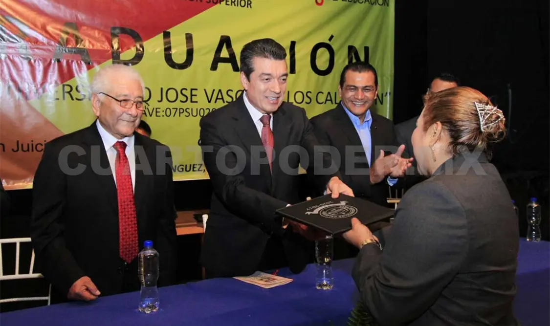 Apoya Rutilio Escandón a jóvenes del estado