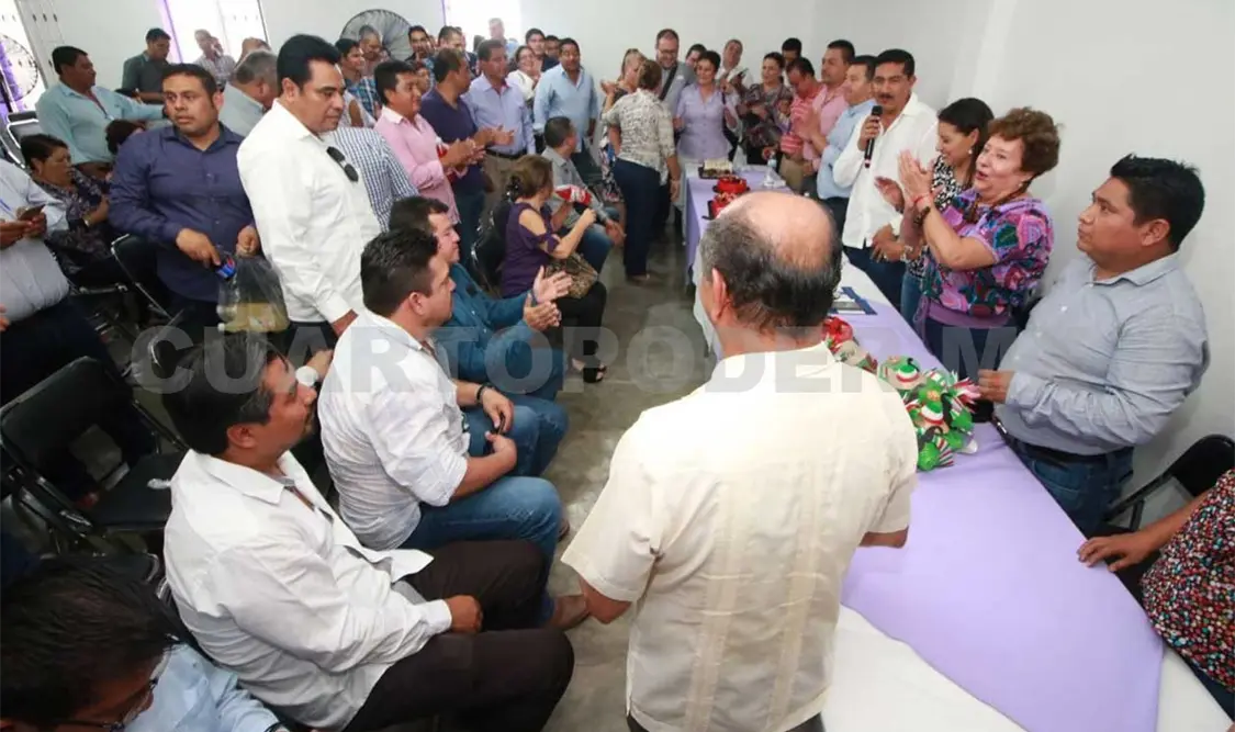 Necesario fortalecer liderazgo políticos