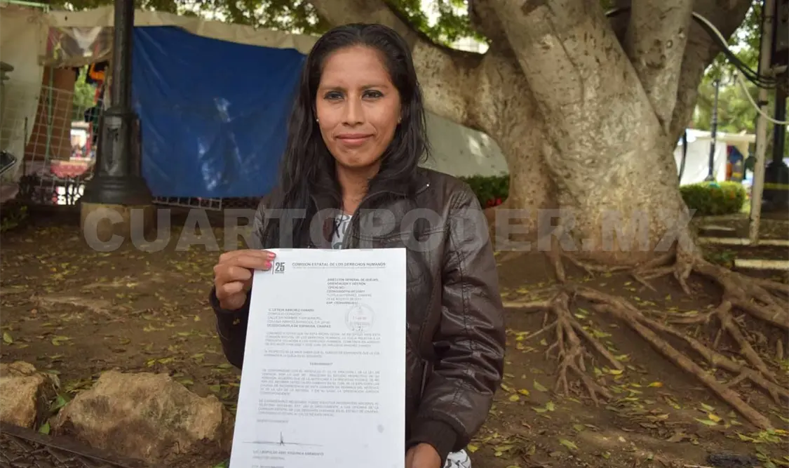 Por maltrato, piden destitución de profesora y director