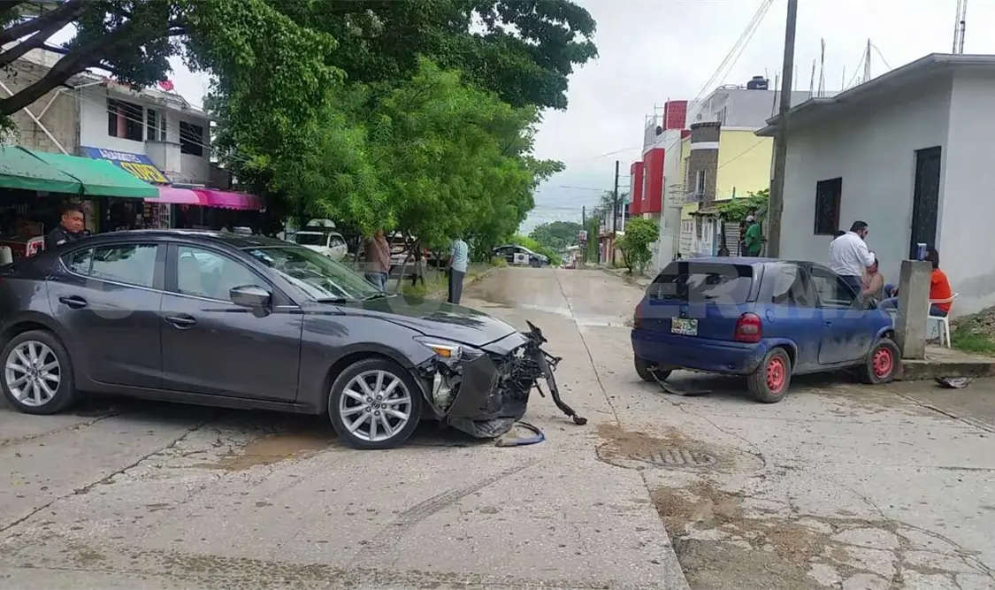 Enésimo choque en la esquina