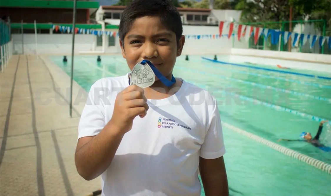 Barracudas con preseas en campeonato