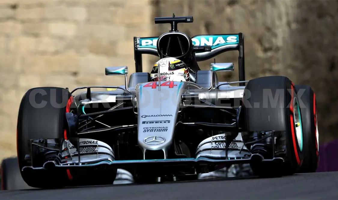 El único que salió bien librado fue Hamilton; atrás de él estuvieron los volantes de la escudería Red Bull, que en condiciones normales no pintaban para dar pelea. Agencias
