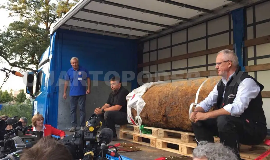 Evacuan a 54 mil personas para desactivar bomba