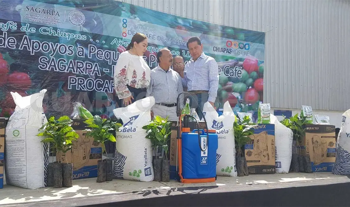 Cafetaleros reciben apoyo
