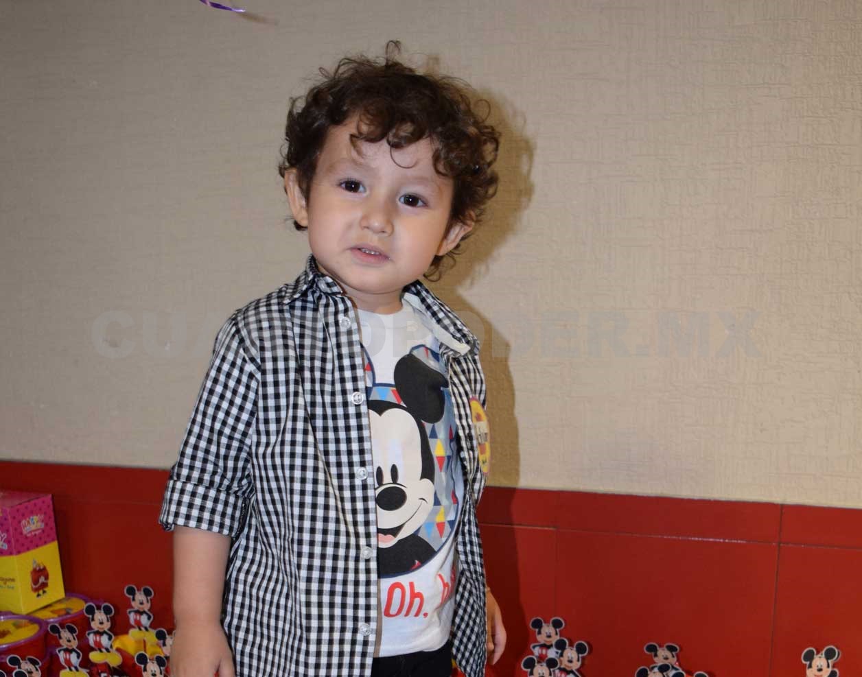 Celebran a Adrián su cumple número 2