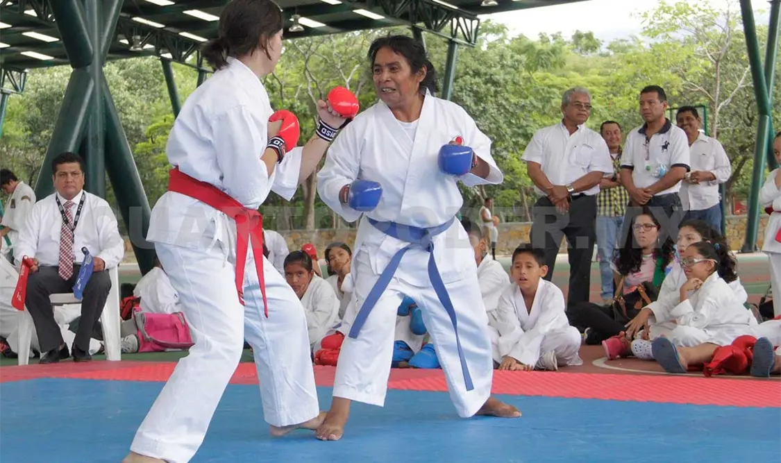 Con seminario pulieron técnicas de Karate Do