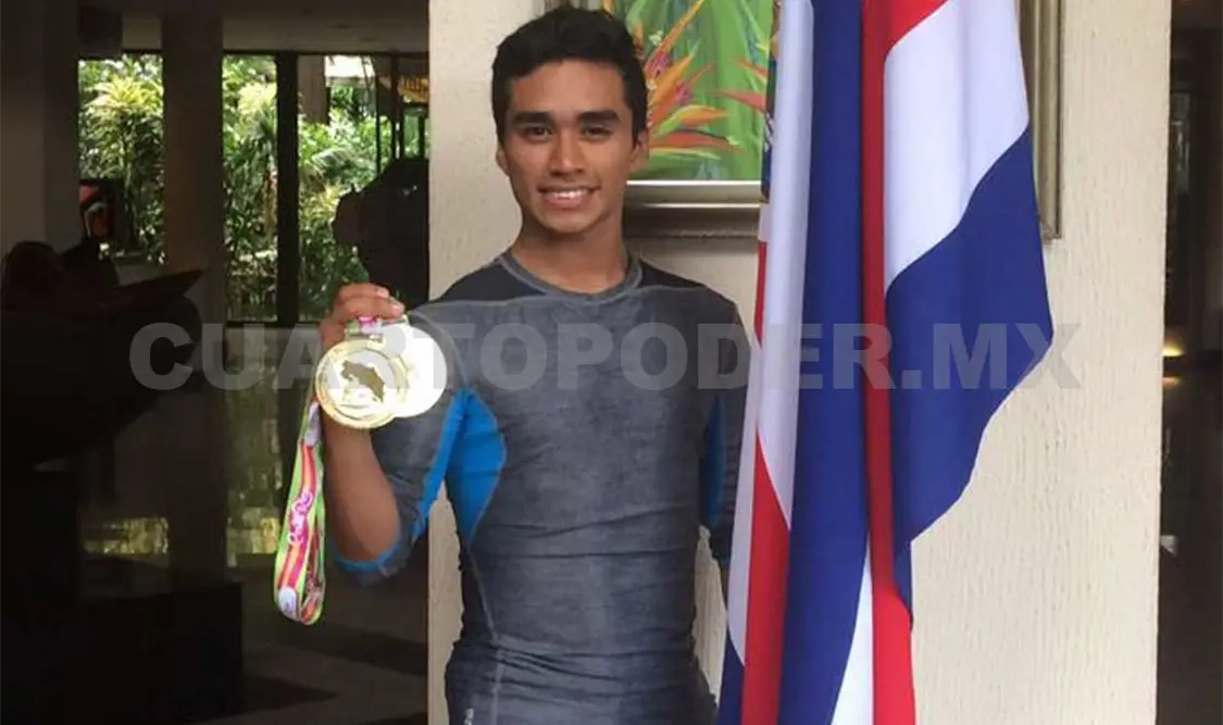 En la modalidad de formas “freestyle” en el abierto, Bryan Herrera Chanona demostró su calidad. Cortesía