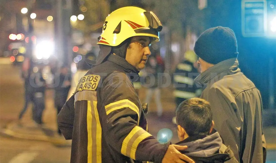 Las autoridades alertaron que las réplicas continuarán, aunque no se puede predecir la magnitud ni el momento en el que ocurrirán. Agencias