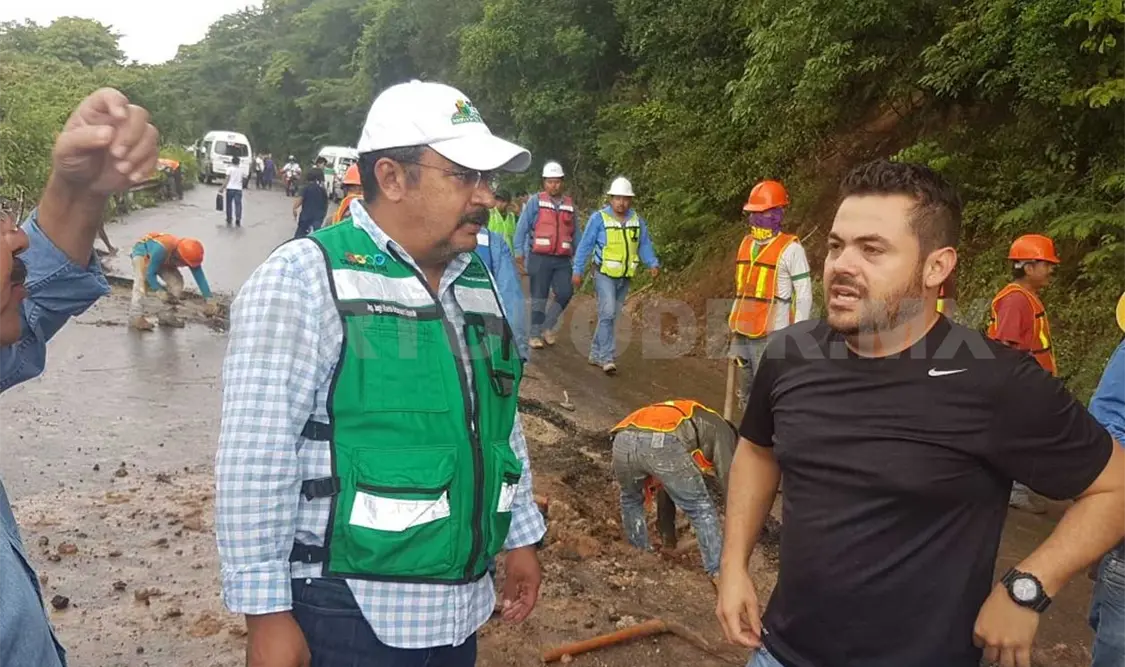 Se cierra de manera preventiva el tránsito por la vía Tuxtla-Copoya, habilitando el nuevo trazo del nuevo Libramiento Sur Carretero. GUillermo Ramos / CP