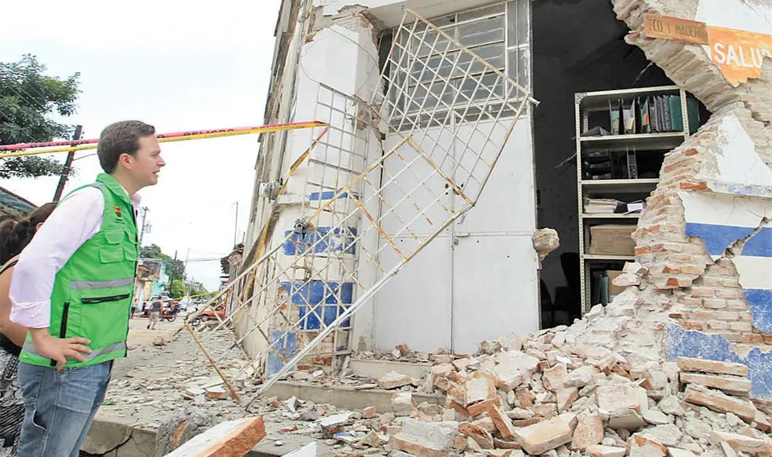 MVC y Miranda Nava recorren zona afectada por sismo