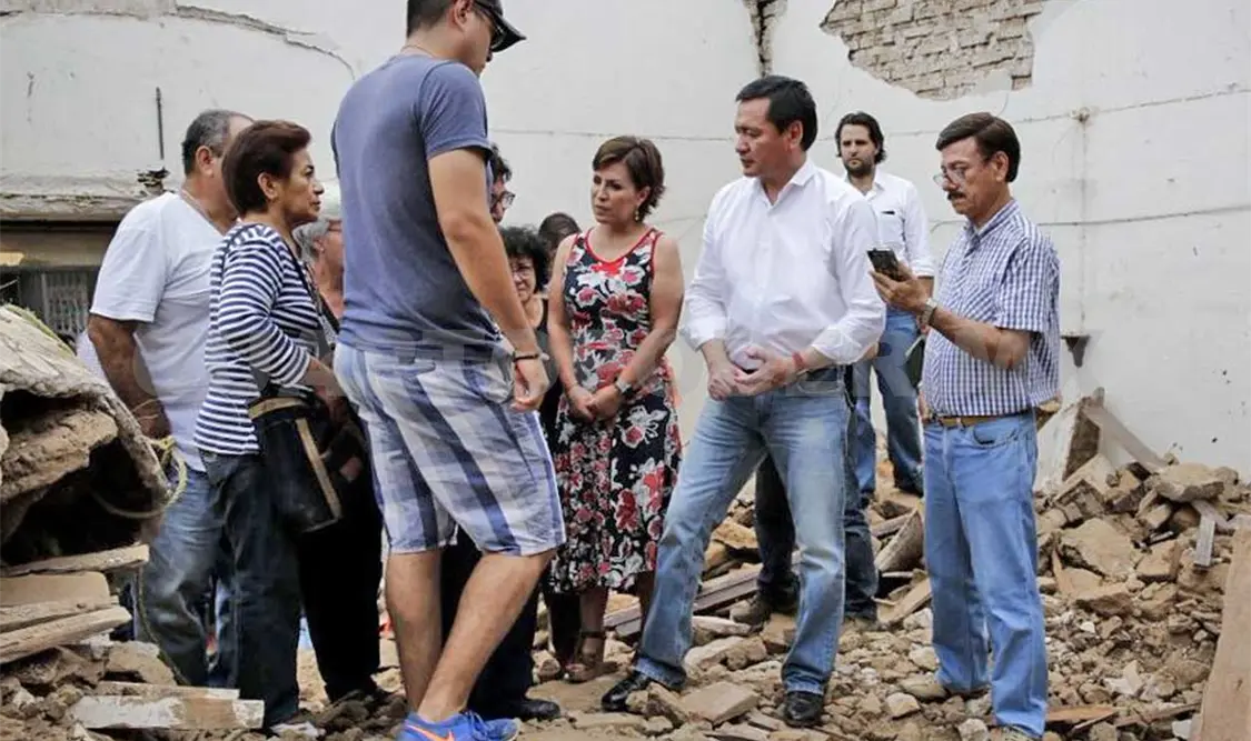 El titular de Gobernación y la secretaria Rosario Robles, realizaron un recorrido por zonas afectadas.
