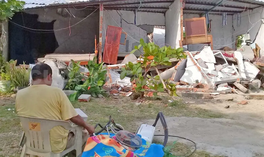 Este crédito permitirá comprar materiales de construcción para reparar sus viviendas. Oscar león /CP