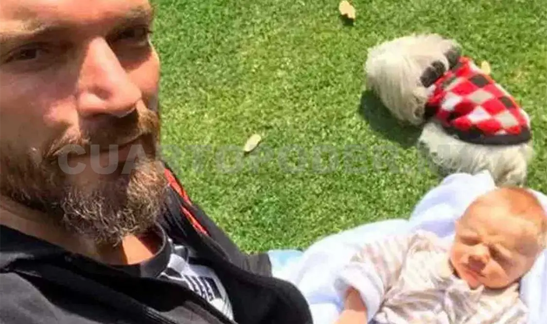 Reducen pensión de Julián Gil para hijo