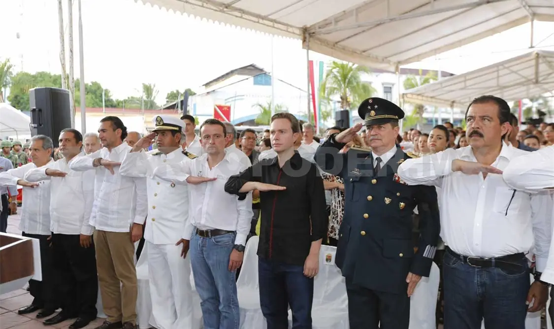 Conmemoran Aniversario de Federación de Chiapas