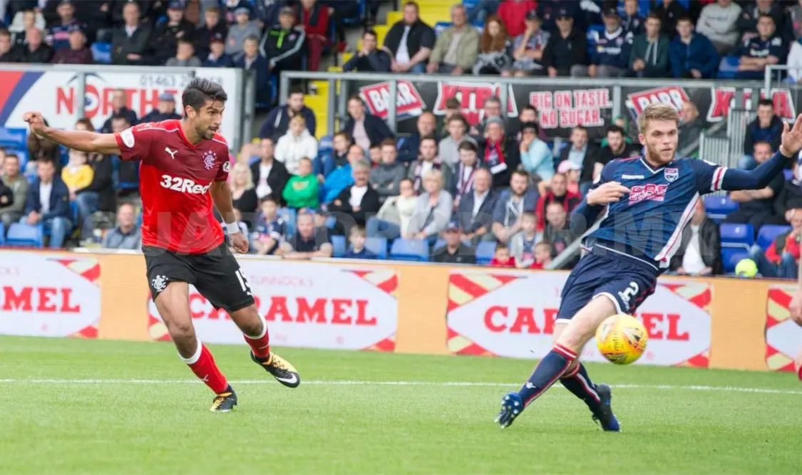 Rangers va por tercer triunfo en fila en Escocia