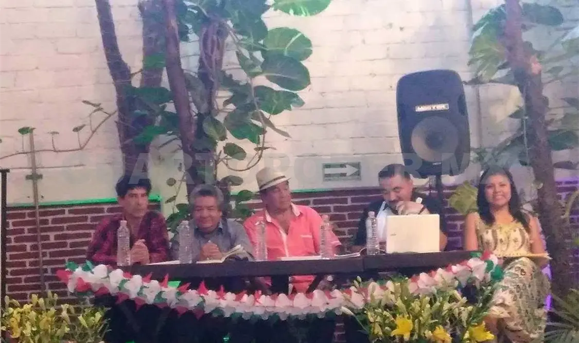 Los cronistas tocaron temas referentes a la Ciudad de las Flores, de la bella gente. Diana Ramírez. CP