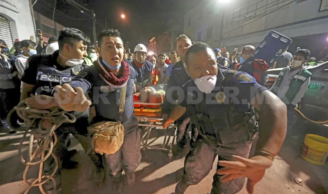 Rescatistas han logrado salvar a víctimas