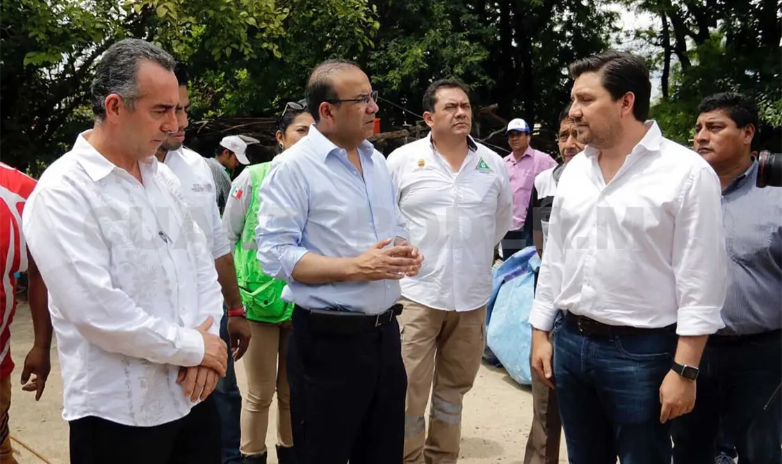 Castellanos y Navarrete supervisan trabajos