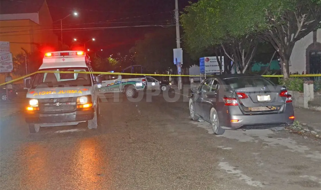Encuentran pareja sin vida al interior de un automóvil