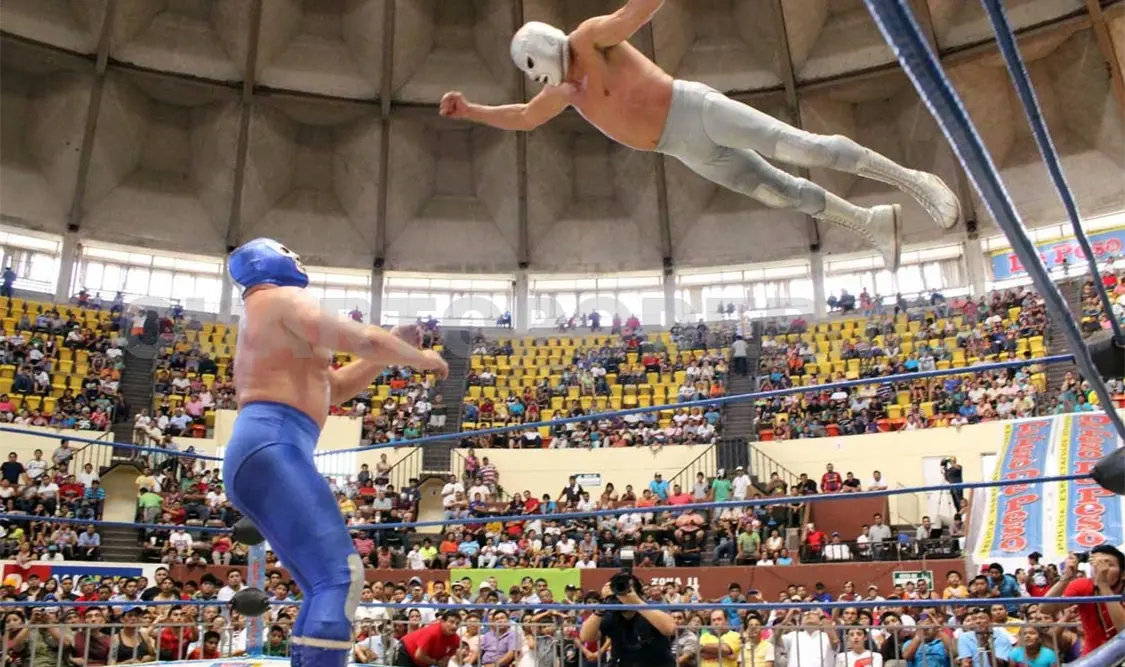 Hijo del Santo pospone función y manda mensaje