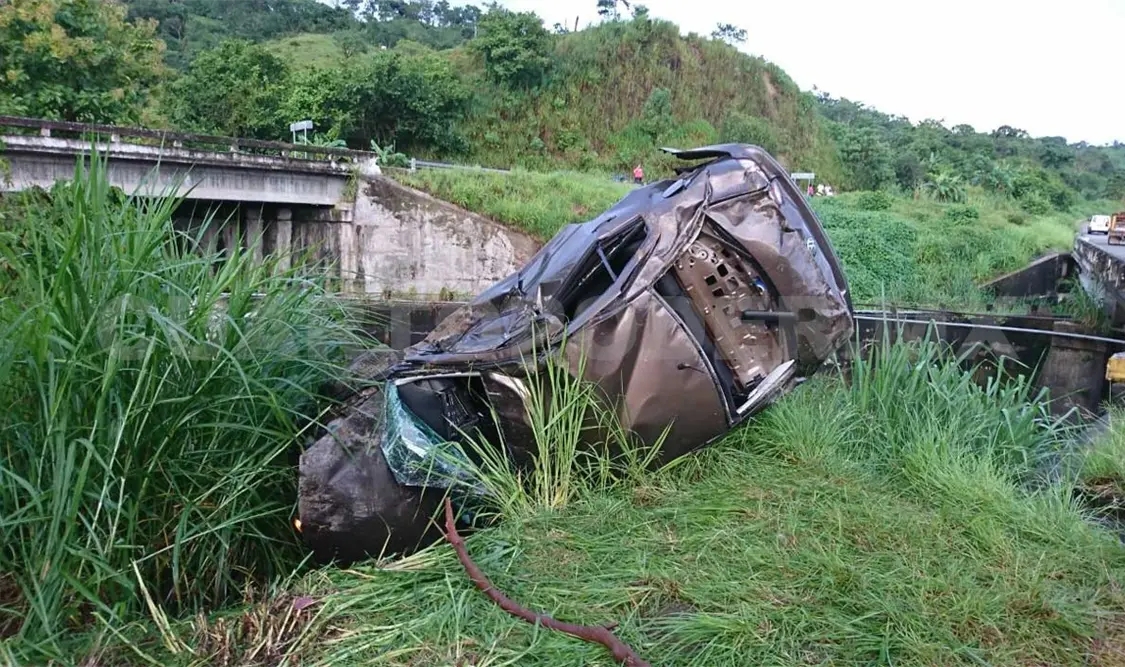 Conductor de Jetta salvó la vida en accidente