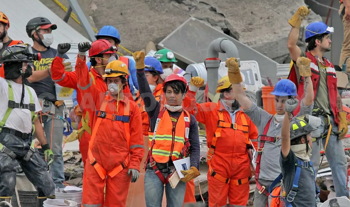 Las operaciones de búsqueda y rescate continuarán mientras haya indicios de vida. NTX