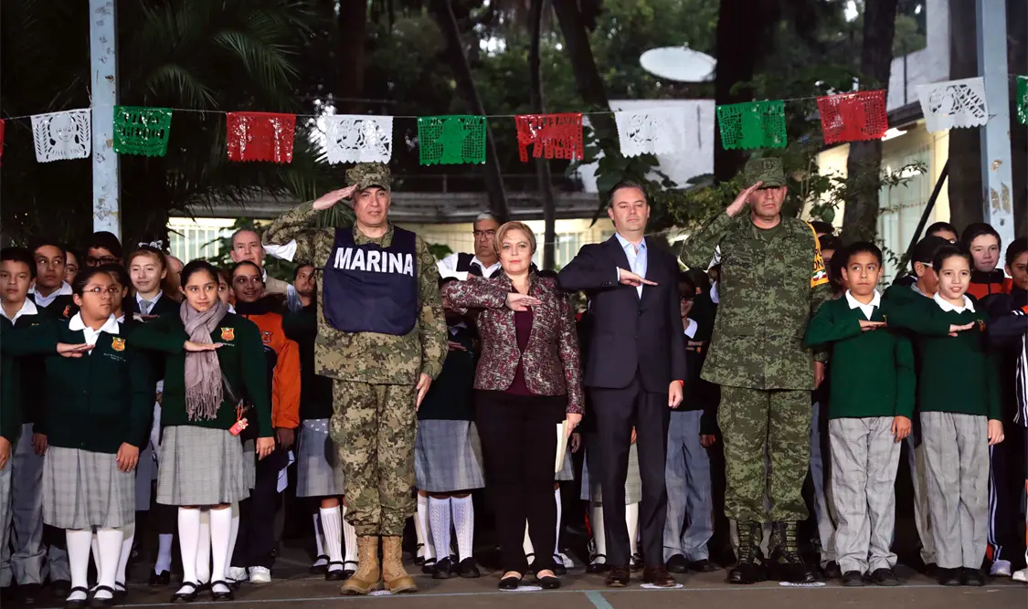 Reporta Aurelio Nuño 10 mil escuelas dañadas por sismos en el país