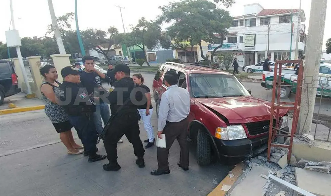 Daños materiales en colisión por falla mecánica